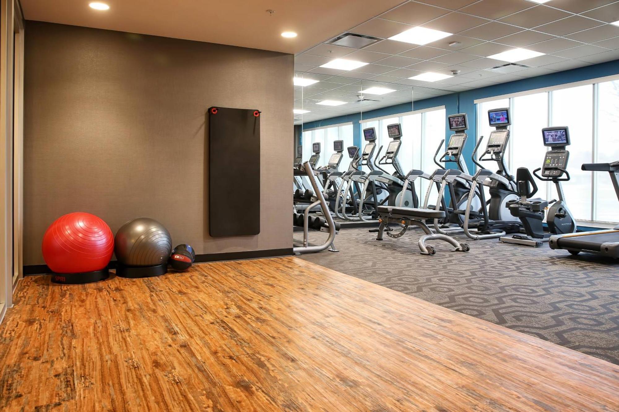 Fairfield Inn & Suites By Marriott Madison Verona Esterno foto